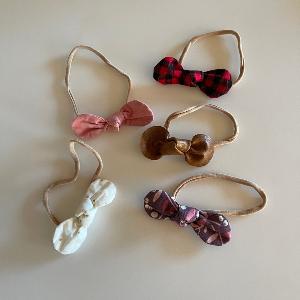 Baby Girl Bow Bundle - 5 Girl Headbands in Pink, Purple, White, Red and Leather